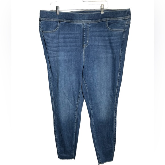 TORRID jeans size 3 Reg (size 22-24) super soft blue lean‎ skinny jeans 💙💙 - Picture 6 of 9